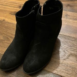 Moderately worn great shoe decent condition.